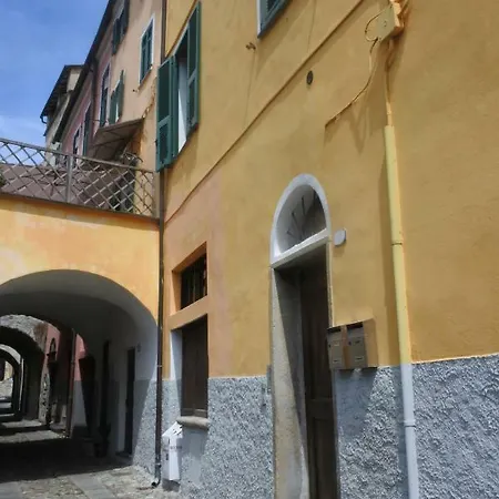 Apartment La Volta Sul Fiume Dolcedo